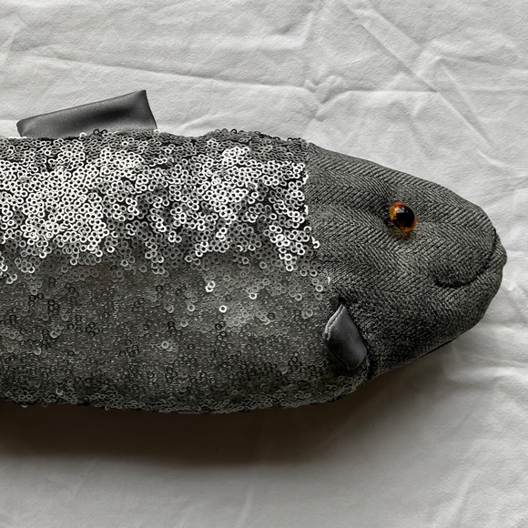 Handcrafted Silver Sequined Stuffed Fish Souvenir from Iceland | 15" - Picture 4 of 7